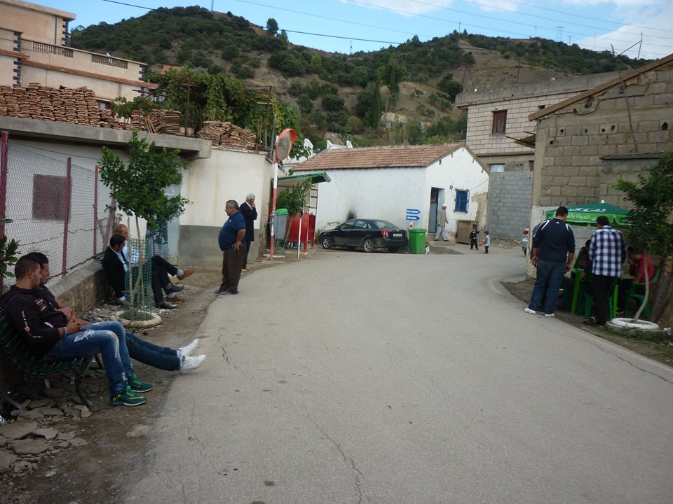 village tiwal commune beni maouche wilaya bejaia